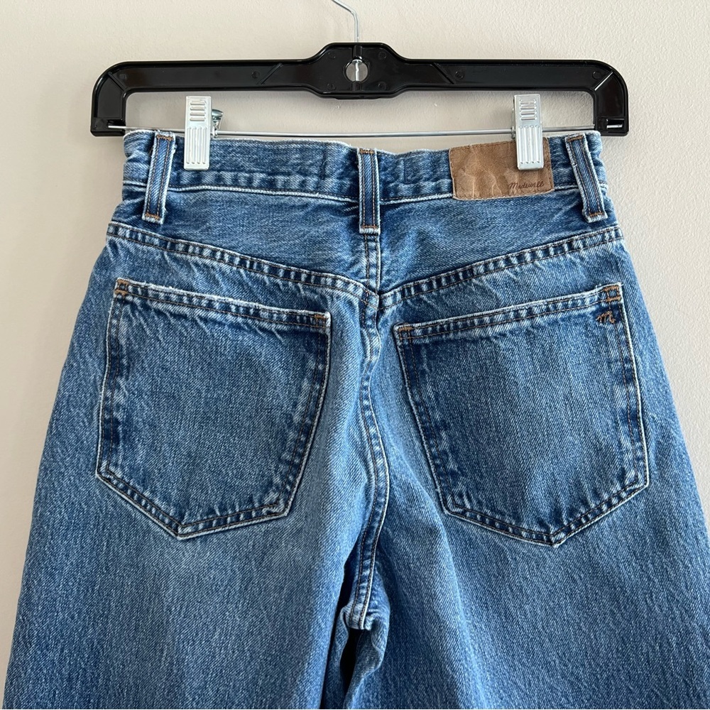 Madewell Superwide-Leg Jeans in Halleran Dark Medium Blue Wash, size 23 - Picture 6 of 14